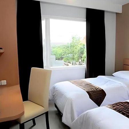 Guest House Nozz Semarang Exterior foto